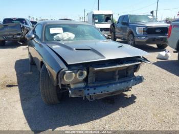  Salvage Dodge Challenger