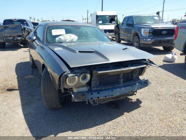  Salvage Dodge Challenger