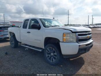  Salvage Chevrolet Silverado 1500