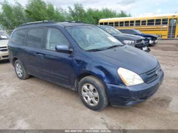  Salvage Kia Sedona