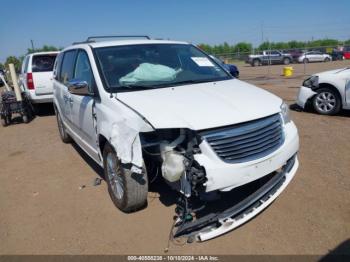  Salvage Chrysler Town & Country