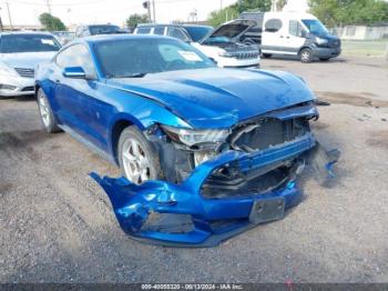  Salvage Ford Mustang