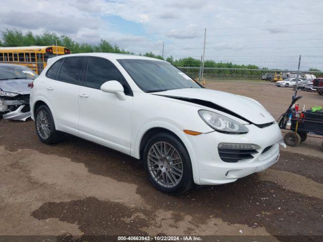  Salvage Porsche Cayenne