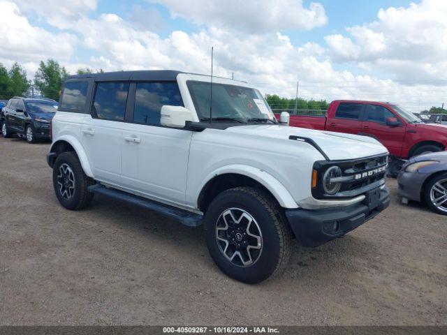  Salvage Ford Bronco