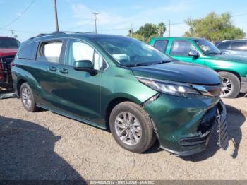  Salvage Toyota Sienna