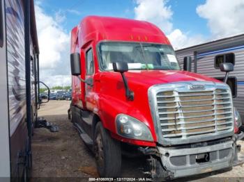  Salvage Freightliner Cascadia 125