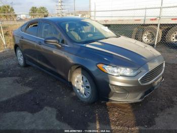  Salvage Ford Fusion