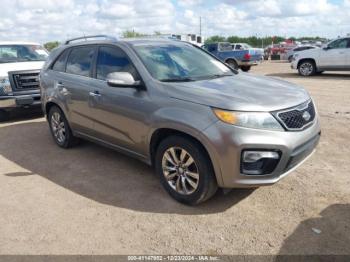  Salvage Kia Sorento