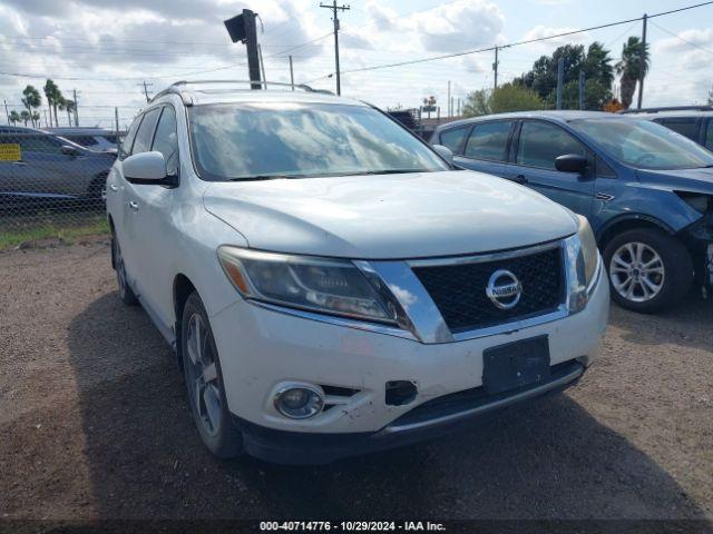  Salvage Nissan Pathfinder