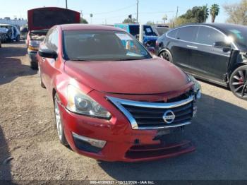  Salvage Nissan Altima