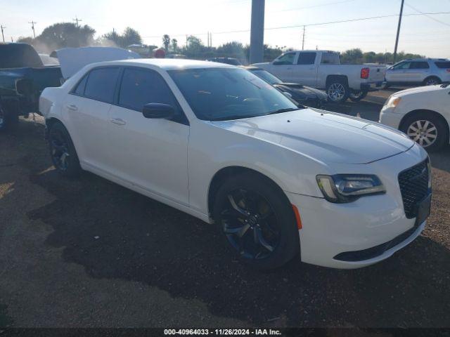  Salvage Chrysler 300