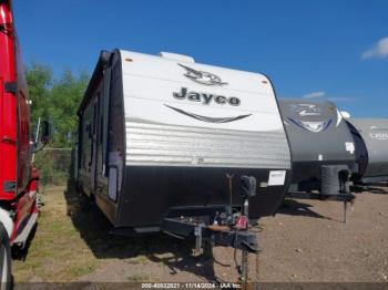  Salvage Jayco 32b