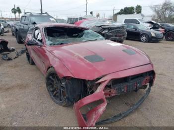  Salvage Ford Mustang