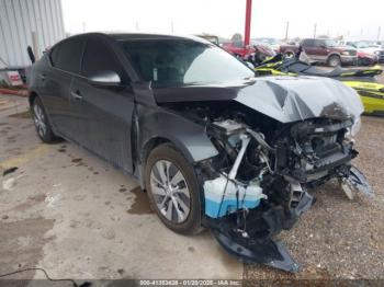  Salvage Nissan Altima