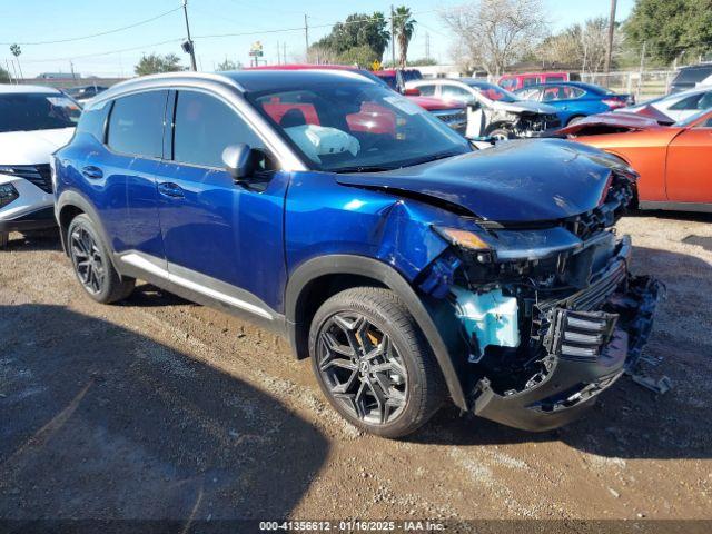  Salvage Nissan Kicks