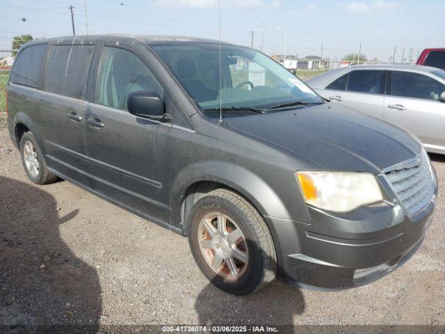  Salvage Chrysler Town & Country