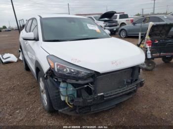  Salvage Hyundai TUCSON