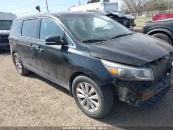  Salvage Kia Sedona