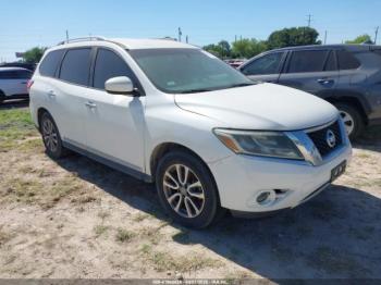  Salvage Nissan Pathfinder