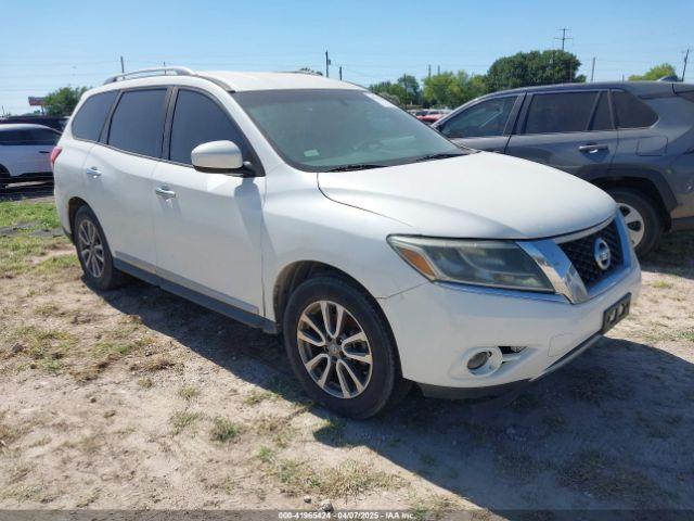  Salvage Nissan Pathfinder