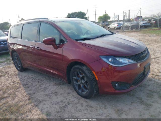  Salvage Chrysler Pacifica
