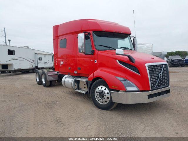 Salvage Volvo Vnl