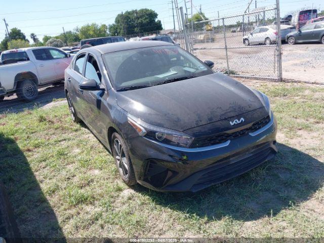  Salvage Kia Forte