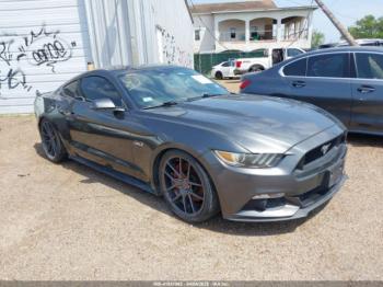  Salvage Ford Mustang