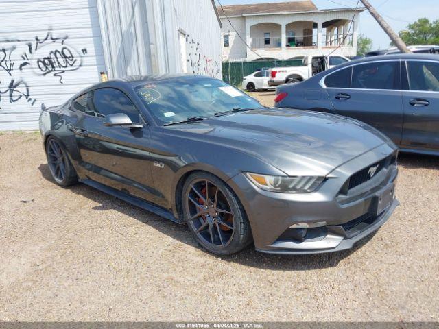  Salvage Ford Mustang
