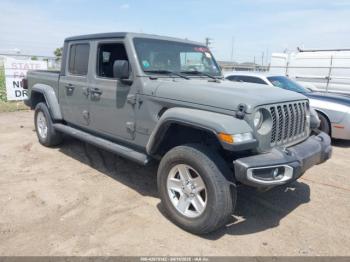  Salvage Jeep Gladiator