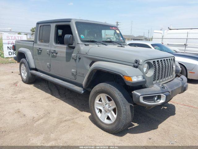  Salvage Jeep Gladiator