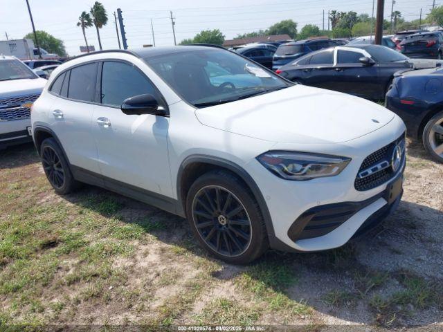  Salvage Mercedes-Benz GLA