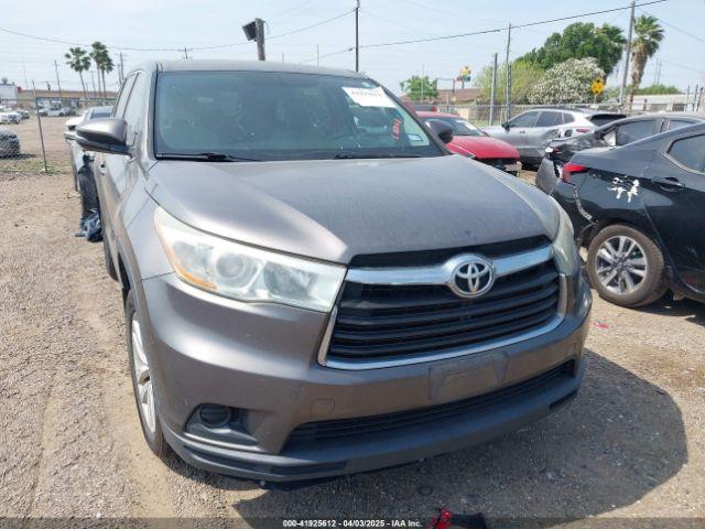  Salvage Toyota Highlander