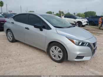  Salvage Nissan Versa
