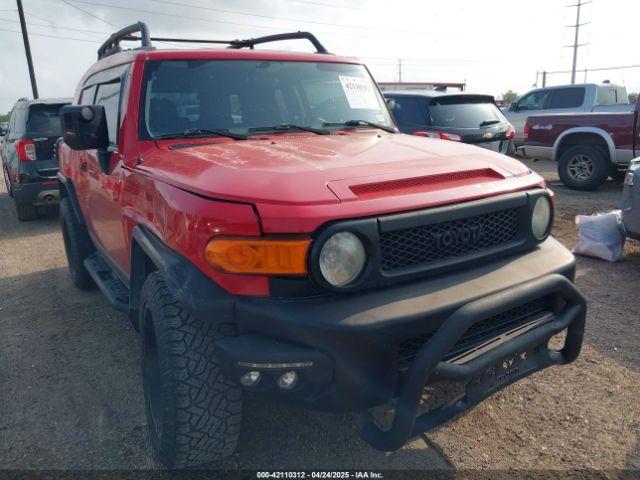  Salvage Toyota FJ Cruiser