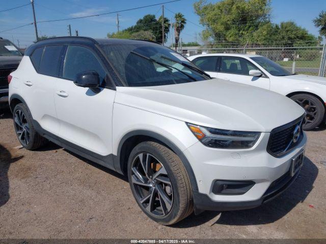  Salvage Volvo XC40