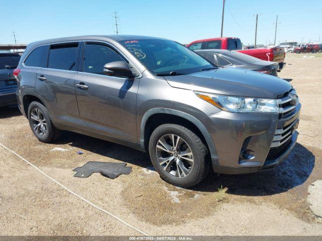  Salvage Toyota Highlander