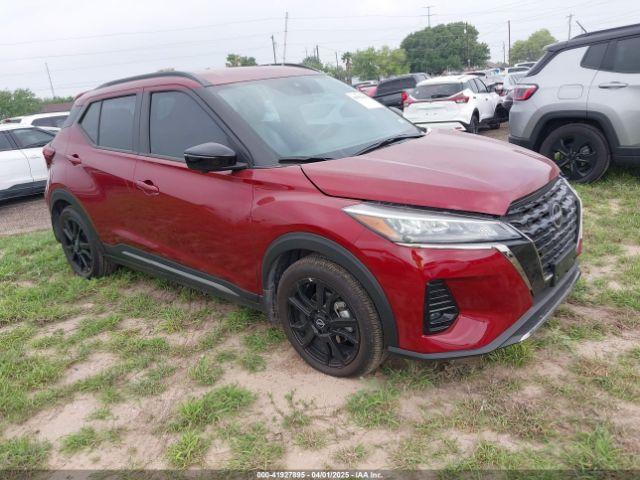  Salvage Nissan Kicks