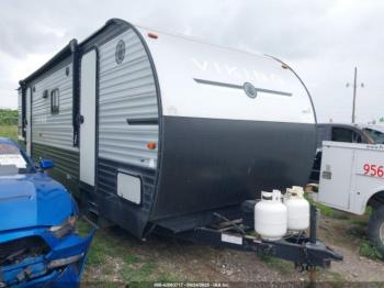  Salvage Viking 262bhs