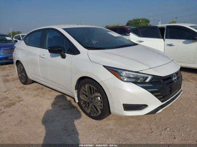  Salvage Nissan Versa