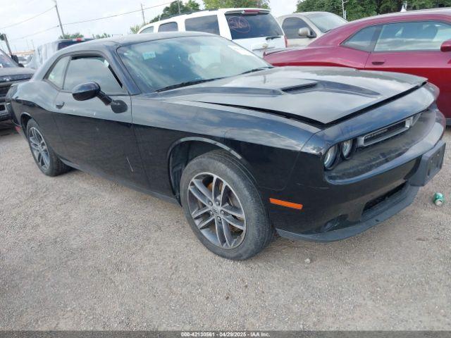  Salvage Dodge Challenger