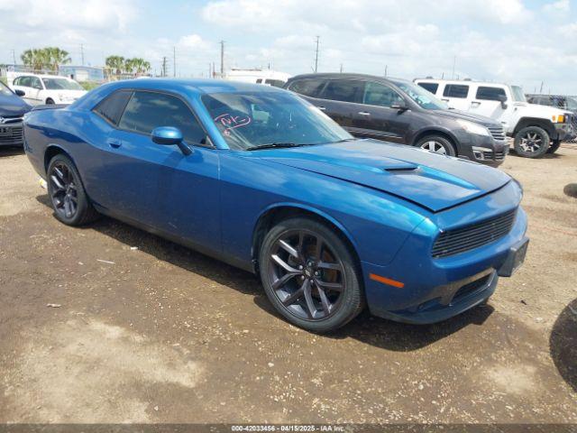  Salvage Dodge Challenger