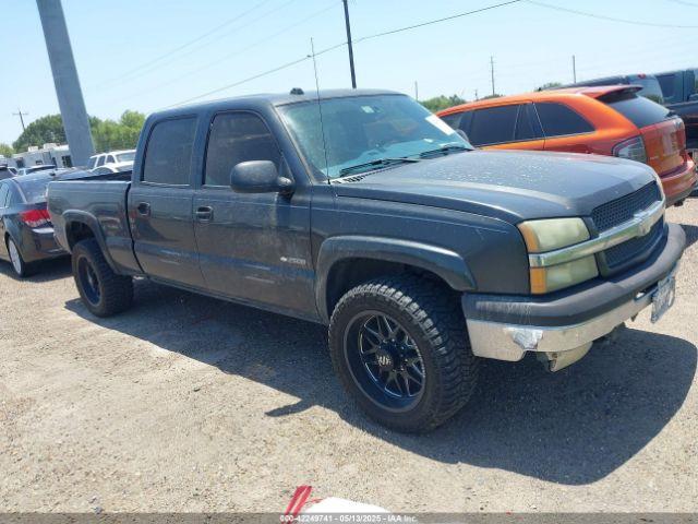  Salvage Chevrolet Silverado 2500