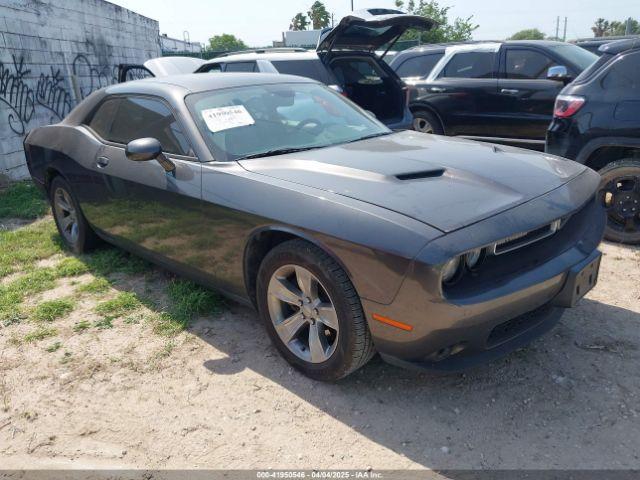 Salvage Dodge Challenger