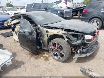  Salvage Kia Stinger
