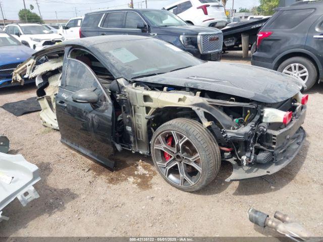  Salvage Kia Stinger