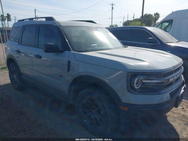  Salvage Ford Bronco