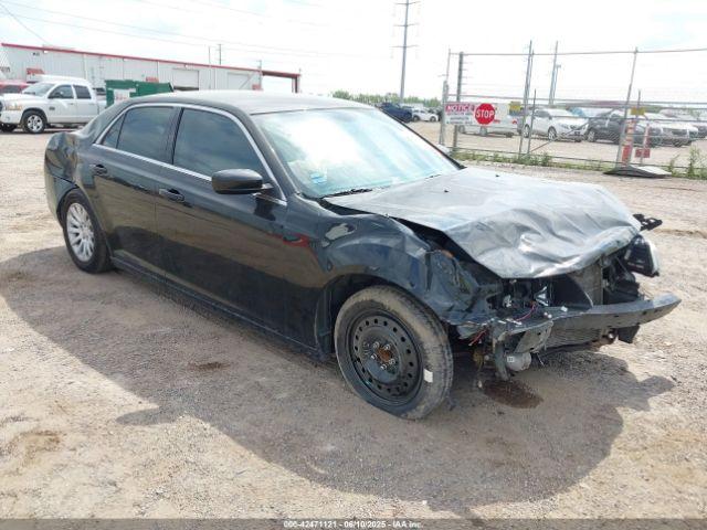  Salvage Chrysler 300