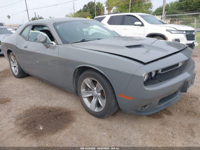  Salvage Dodge Challenger