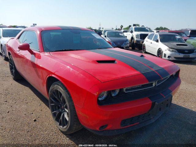  Salvage Dodge Challenger
